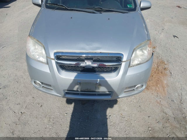 CHEVROLET AVEO 2LT - 6