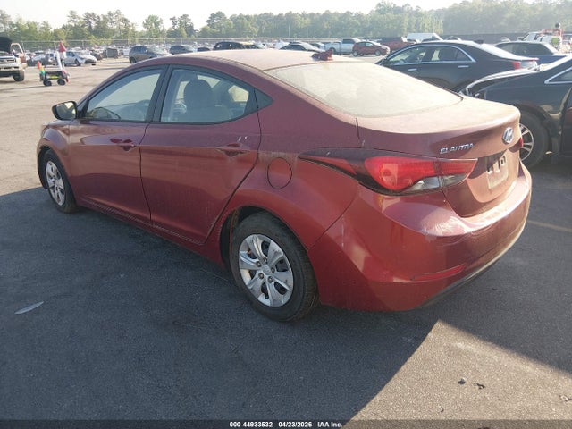 HYUNDAI ELANTRA SE - 3