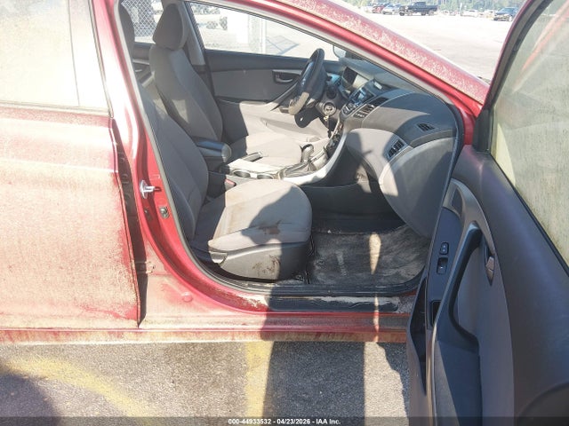 HYUNDAI ELANTRA SE - 5