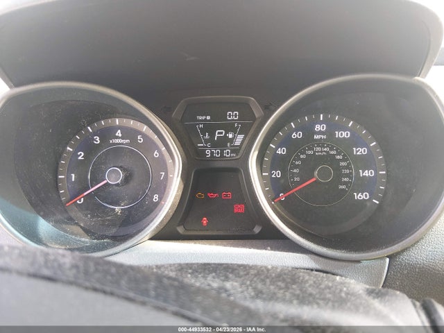 HYUNDAI ELANTRA SE - 7