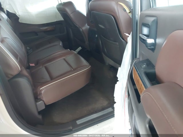 صورة 8 لـ 2015 Chevrolet SILVERADO 1500 HIGH COUNTRY