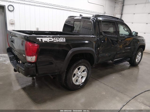 صورة 4 لـ 2017 Toyota TACOMA TRD OFF ROAD