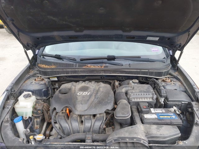 HYUNDAI SONATA SE - 10