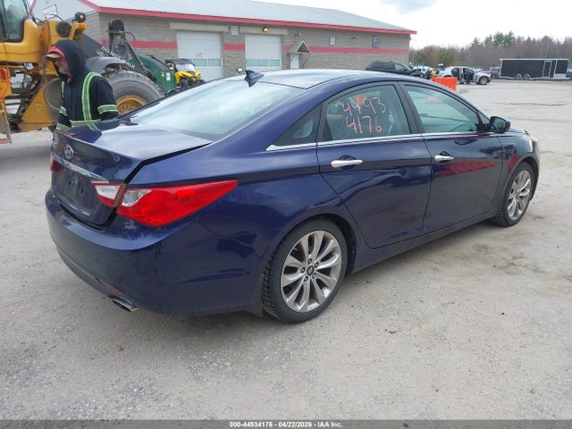 HYUNDAI SONATA SE - 4