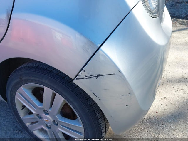 CHEVROLET SPARK 1LT AUTO - 6