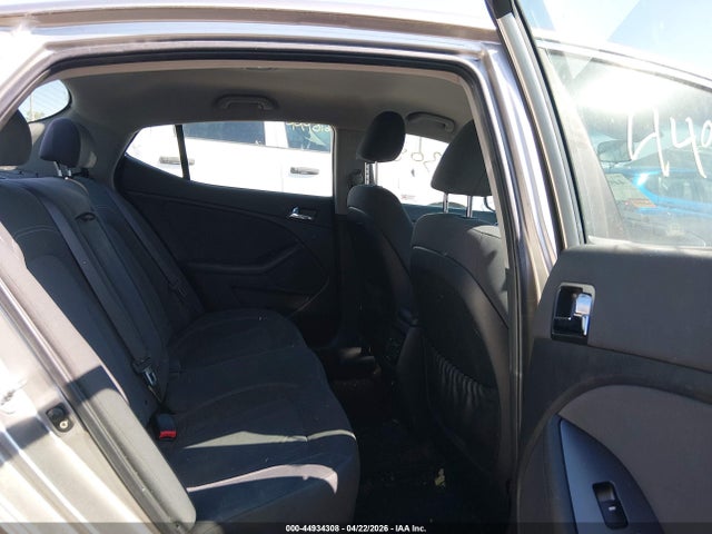 KIA OPTIMA HYBRID EX - 8