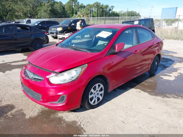 HYUNDAI ACCENT GLS - 2