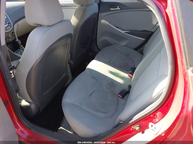 HYUNDAI ACCENT GLS - 8