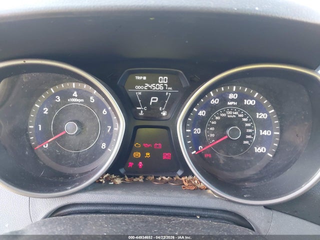 HYUNDAI ELANTRA LIMITED - 7