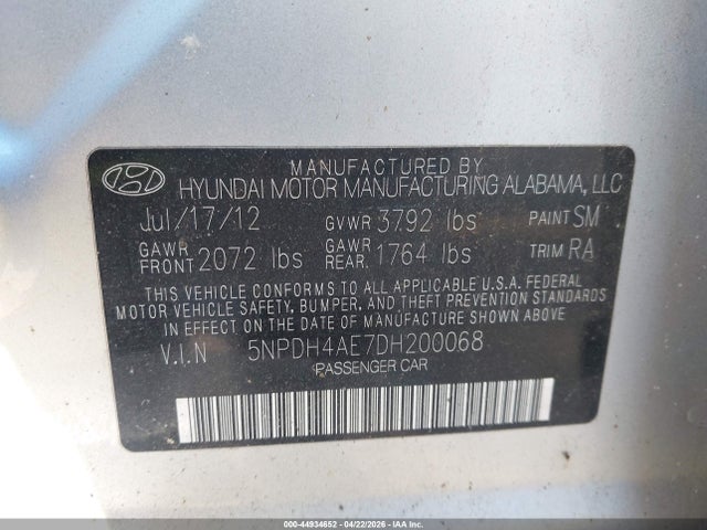 HYUNDAI ELANTRA LIMITED - 9