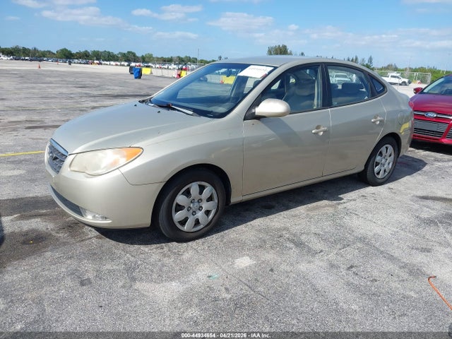 HYUNDAI ELANTRA GLS - 2