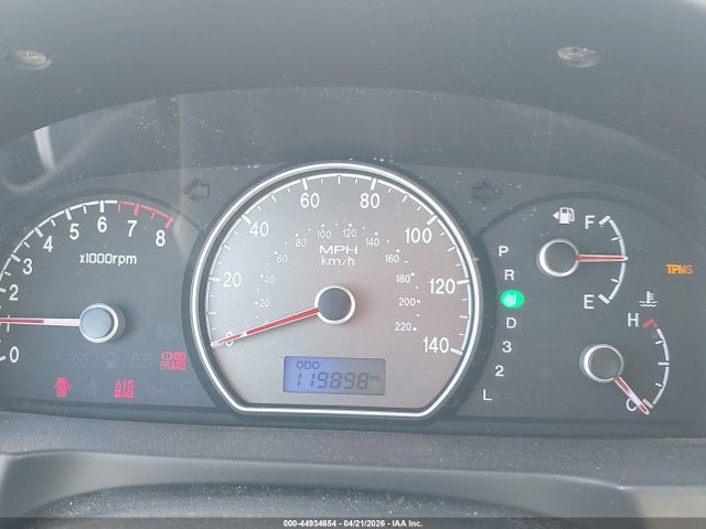 HYUNDAI ELANTRA GLS - 7