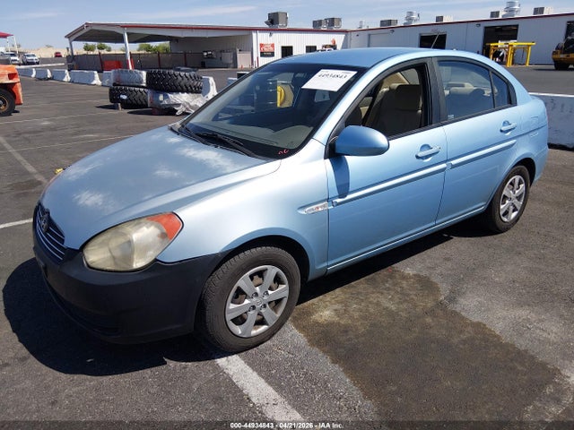 HYUNDAI ACCENT GLS - 2