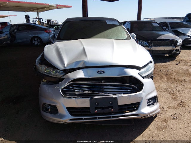 FORD FUSION SE - 6