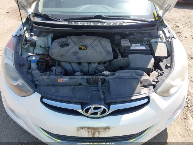 HYUNDAI ELANTRA GLS - 10