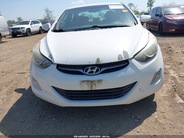 HYUNDAI ELANTRA GLS - 6