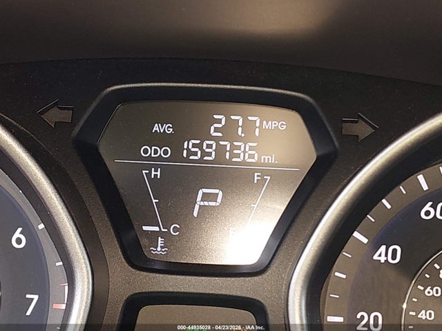 HYUNDAI ELANTRA GLS - 7