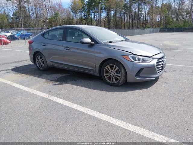 HYUNDAI ELANTRA SEL - 1