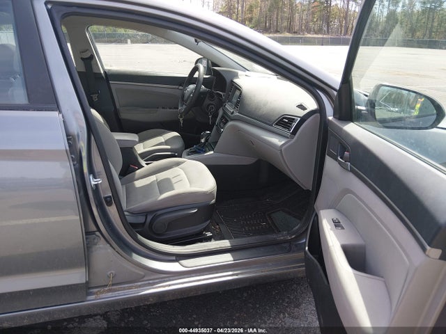 HYUNDAI ELANTRA SEL - 5