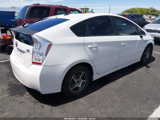TOYOTA PRIUS - 4