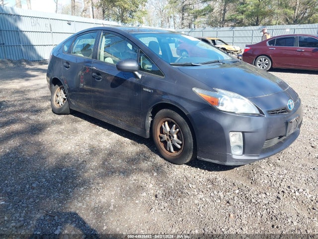 TOYOTA PRIUS - 1
