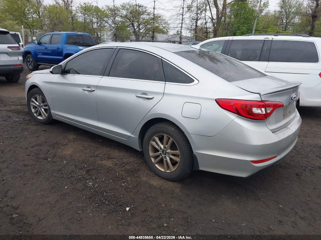 HYUNDAI SONATA SE - 3