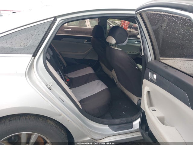 HYUNDAI SONATA SE - 8