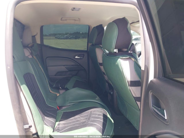 CHEVROLET COLORADO - 8