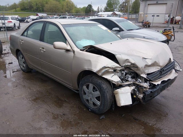 2002 TOYOTA CAMRY LE