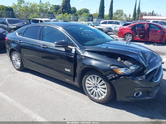 FORD FUSION ENERGI TITANIUM - 1
