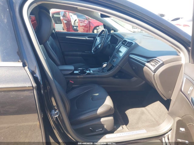 FORD FUSION ENERGI TITANIUM - 5