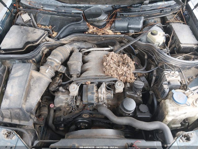 MERCEDES-BENZ E-CLASS - 10