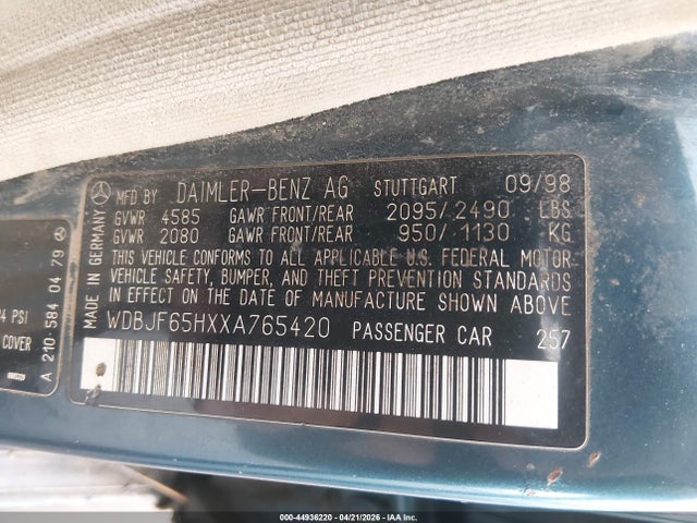 MERCEDES-BENZ E-CLASS - 9