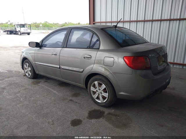 KIA RIO LX - 3