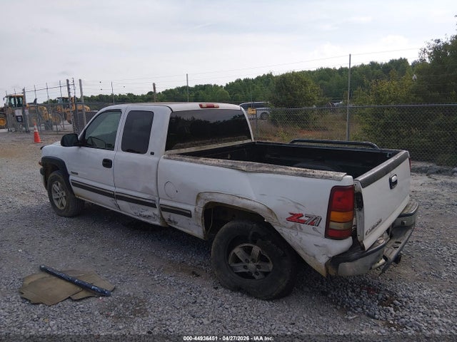 1999 Chevrolet SILVERADO 1500 LT photo 3