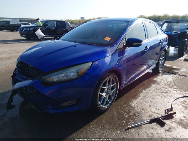 FORD FOCUS SE - 2