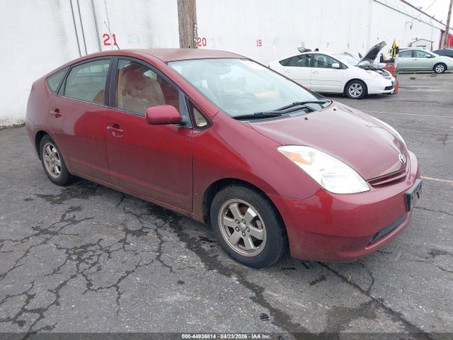 TOYOTA PRIUS - 1