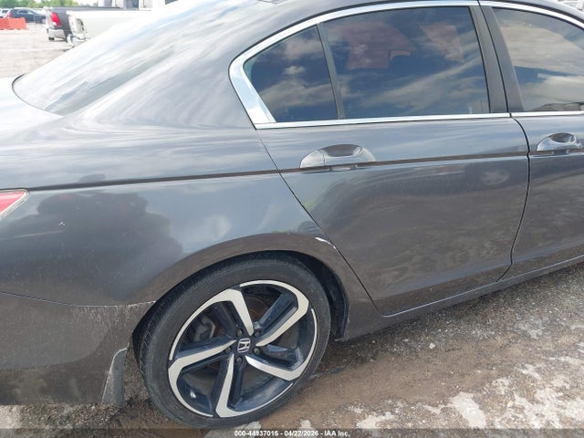 HONDA ACCORD 2.4 LX - 6