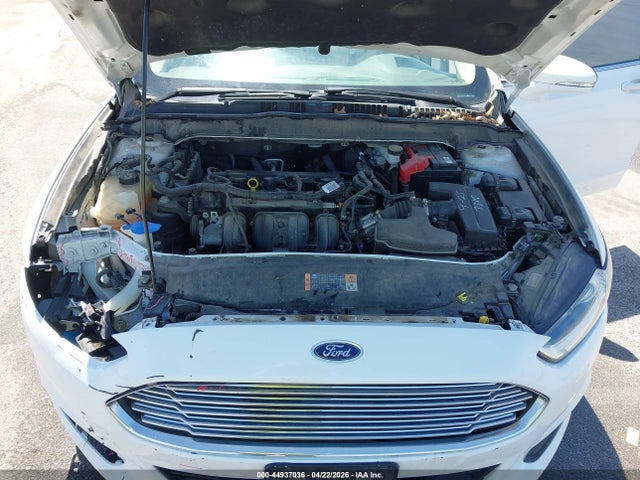 FORD FUSION SE - 10
