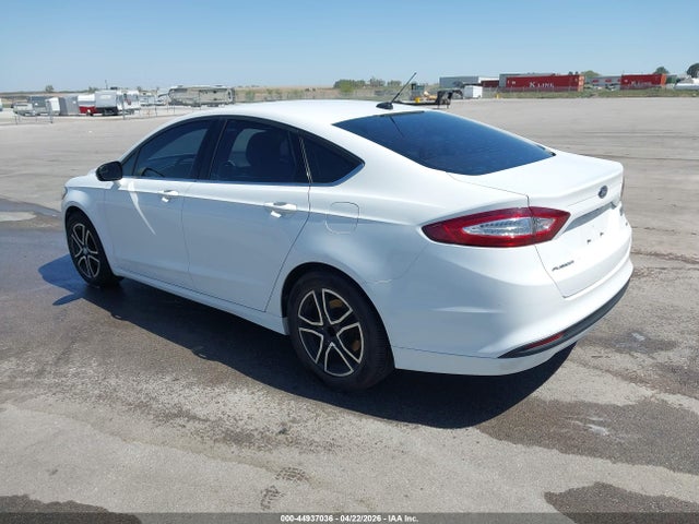 FORD FUSION SE - 3