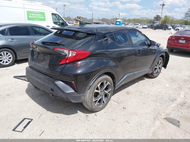 2018 TOYOTA C-HR XLE 4