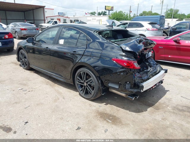 2026 Toyota CAMRY XSE 照片 3