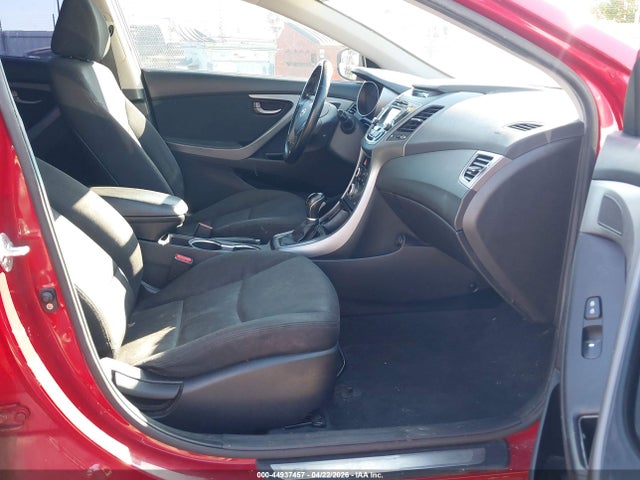 HYUNDAI ELANTRA VALUE EDITION - 5