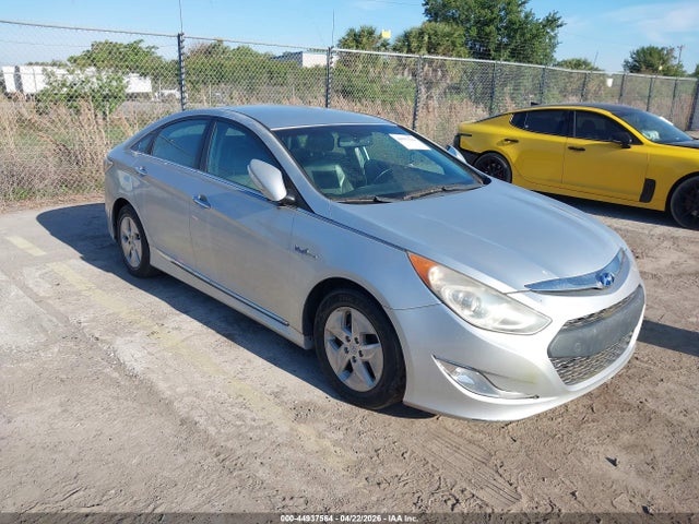 HYUNDAI SONATA HYBRID - 1
