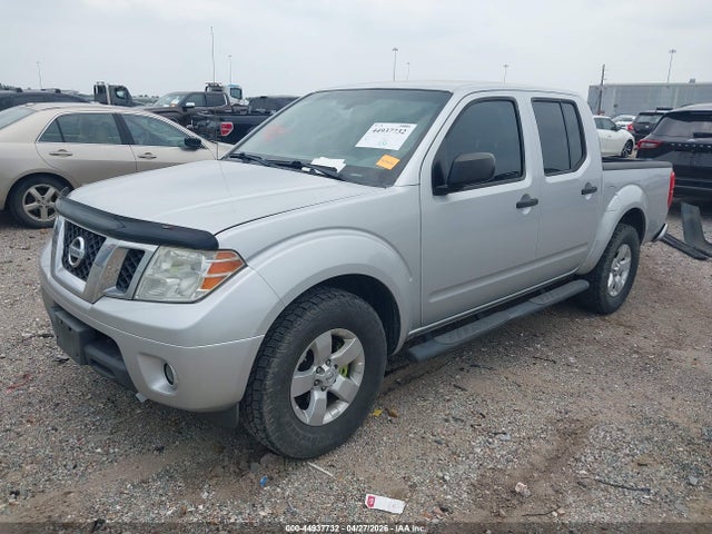 2012 Nissan FRONTIER SV — фото 2