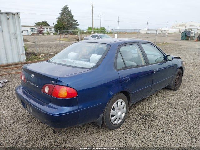 2002 Toyota COROLLA LE photo 4