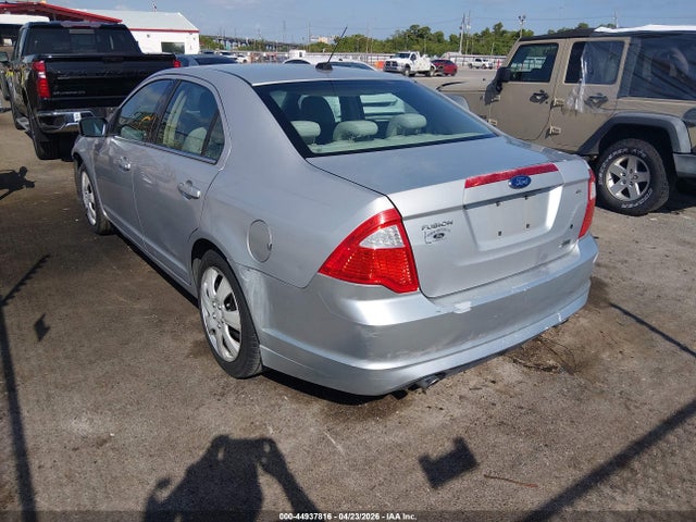 FORD FUSION SE - 3