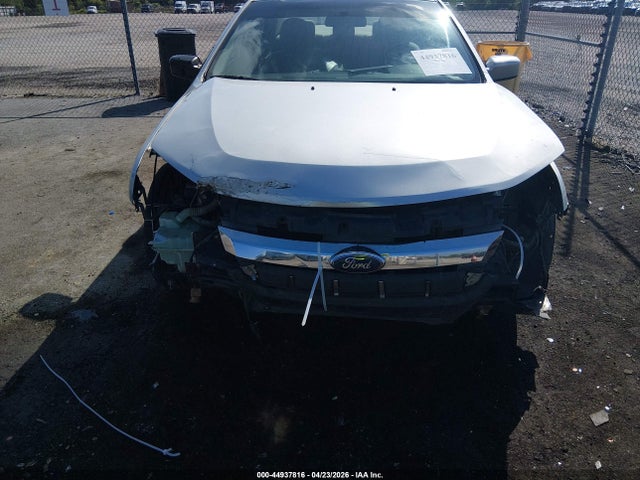 FORD FUSION SE - 6