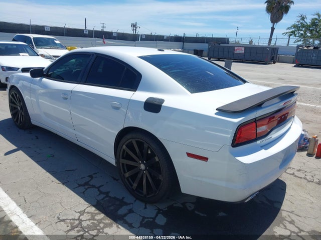 2014 Dodge CHARGER SE — фото 3