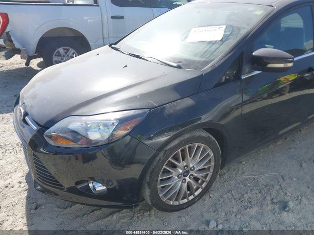 FORD FOCUS TITANIUM - 6